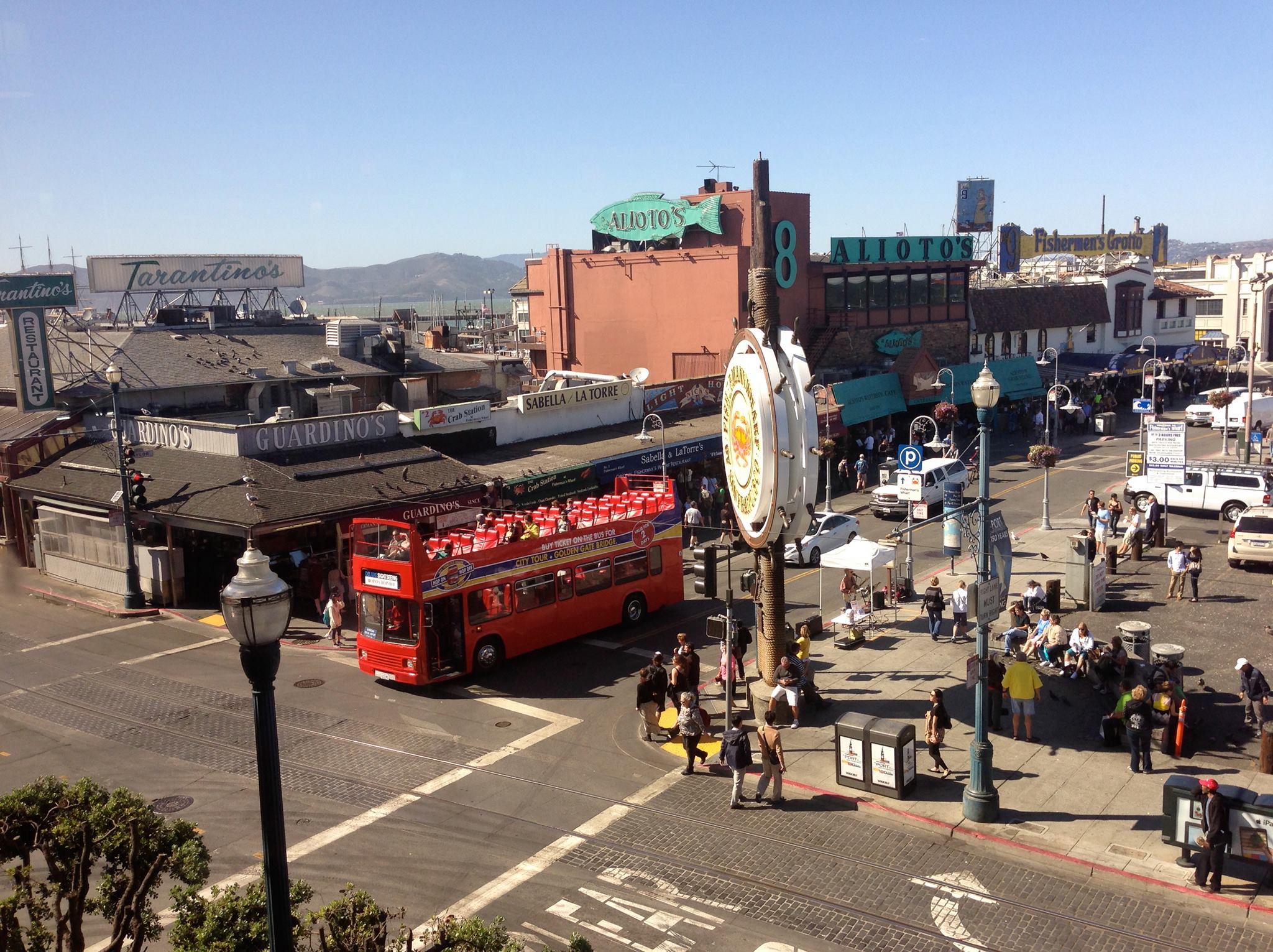 San Francisco Deluxe Sightseeing Tours at Fishermans Wharf
